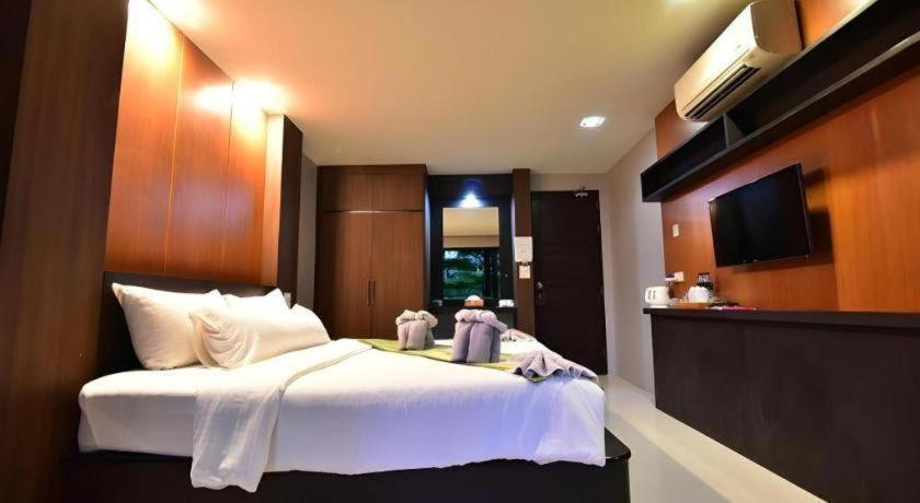 The Breeze Lipe Resort Экстерьер фото
