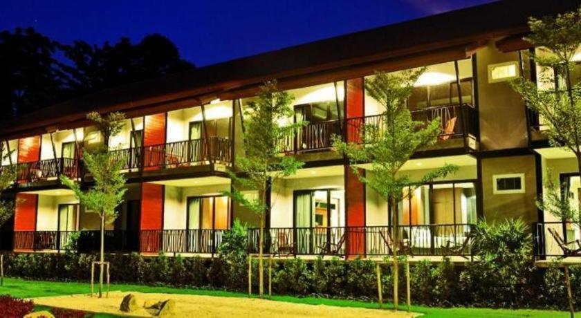The Breeze Lipe Resort Экстерьер фото